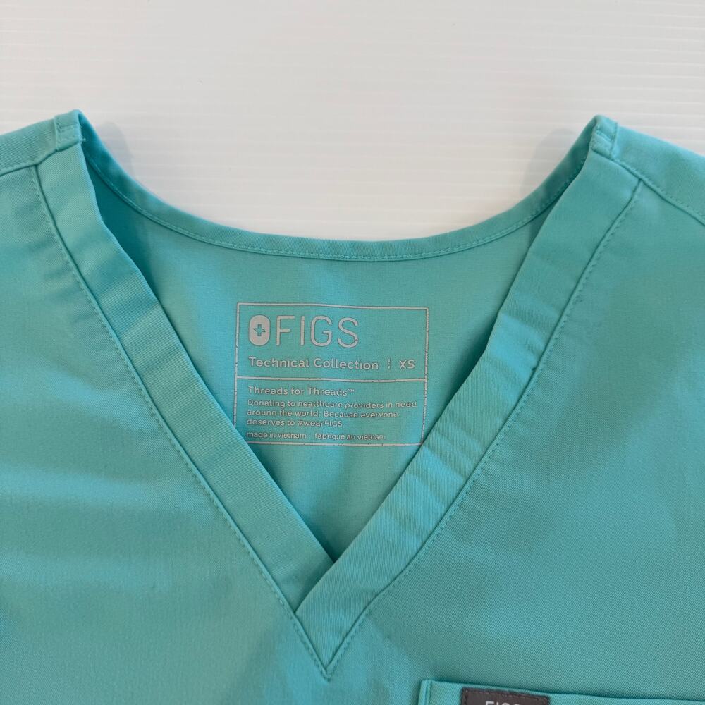 FIGS Catarina Scrub Top Women's XS Fresh Aqua Blue LE Rare Limited Edition 1764 - Picture 4 of 9